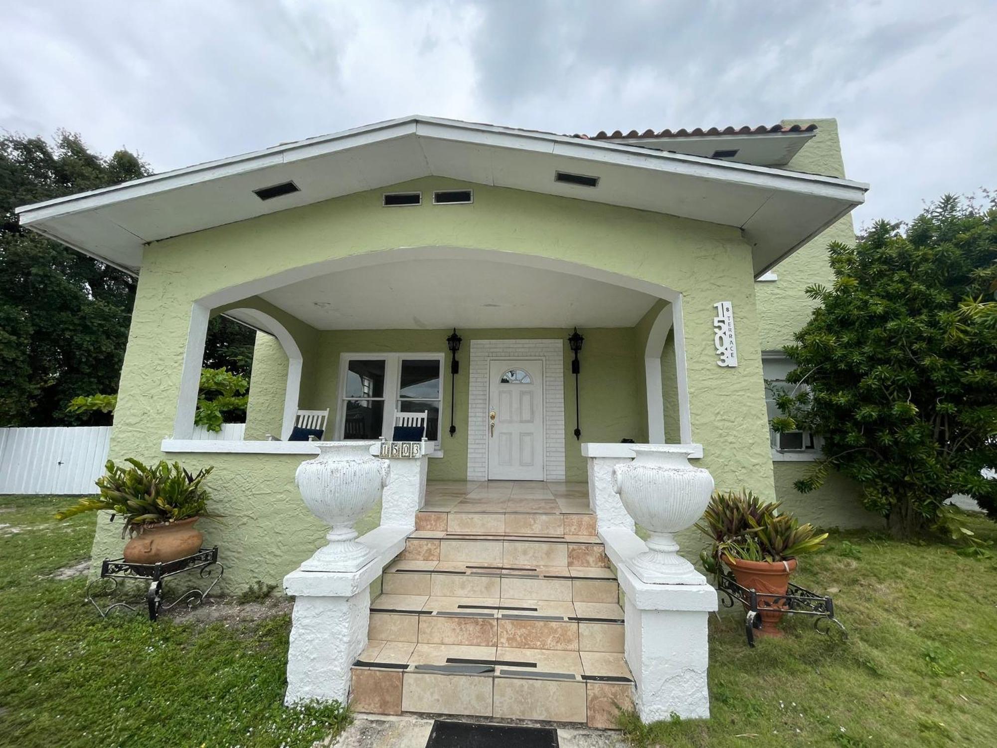 Comfy And Spacious Suite With Free Parking Miami Exteriör bild